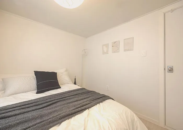 Atelier Blanc Free Parking Coex Kspo Triple Station Area Netflix Bedding Hospital Plastic Surgery アパート